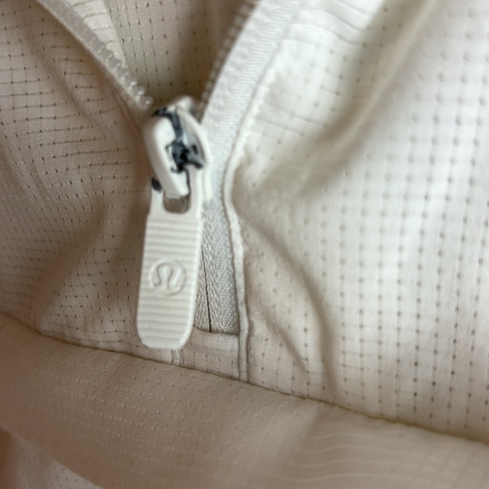 Lululemon Pack Light Pullover Jacket - image 5
